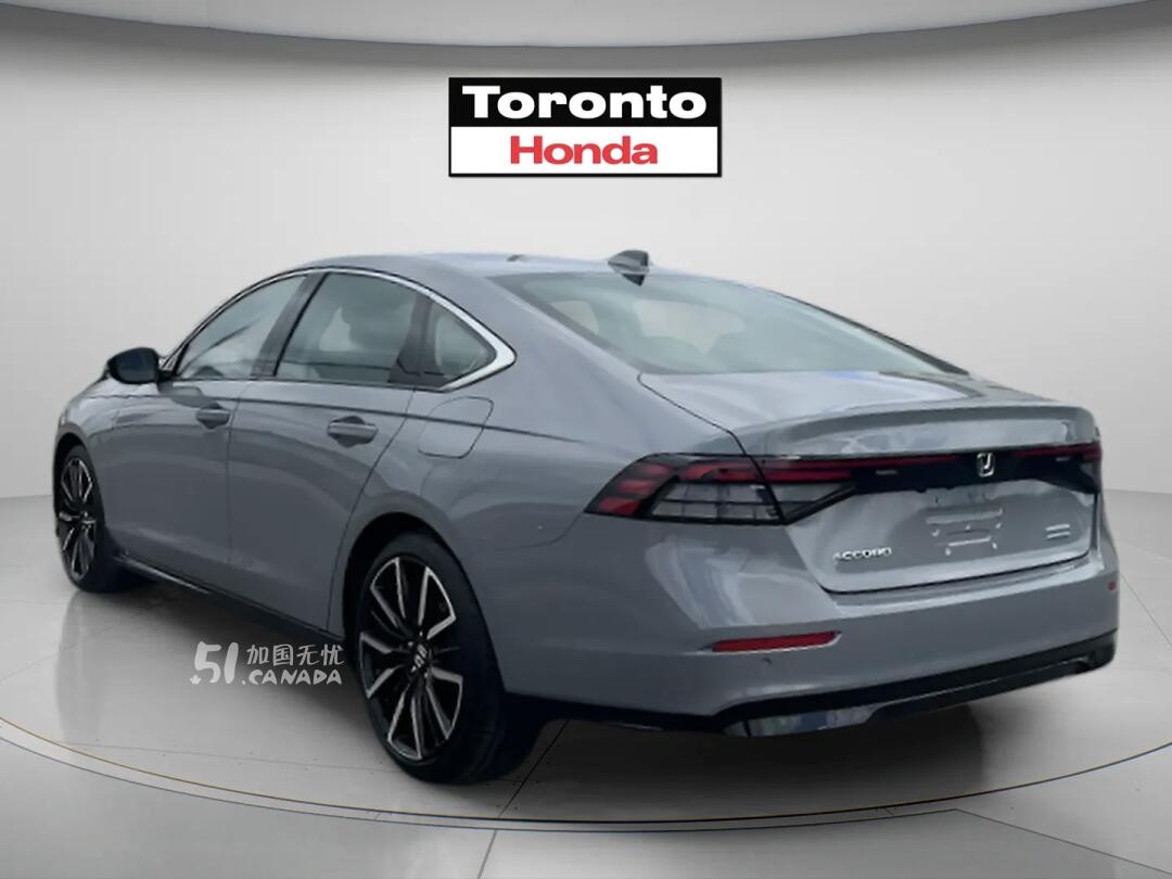 2025 Honda Accord view 3