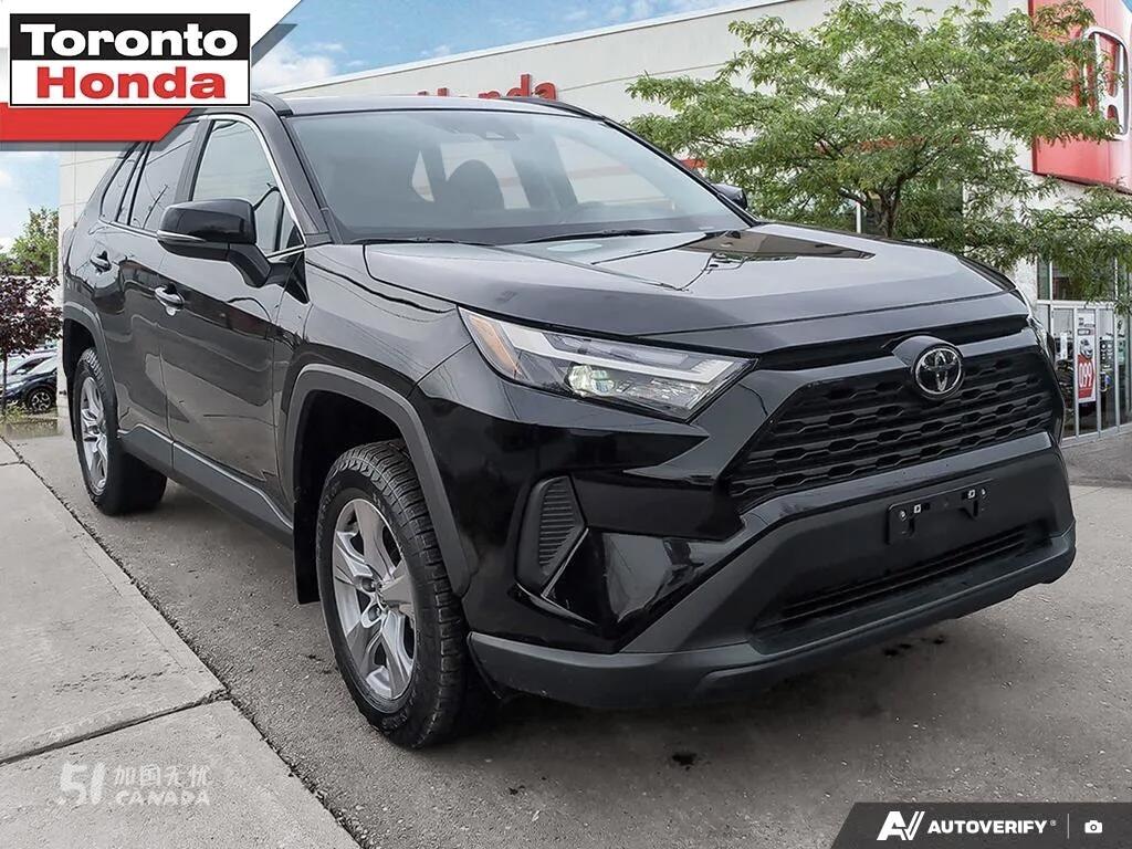 2025 Toyota RAV 4 view 1
