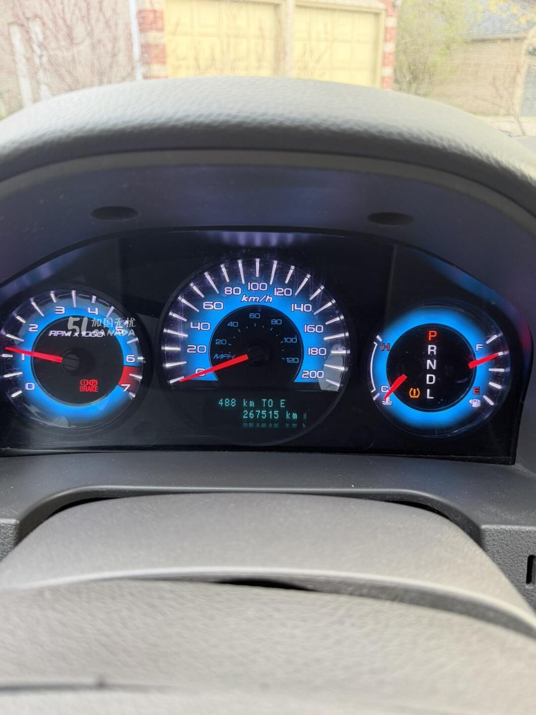 2011 Ford Fusion view 2