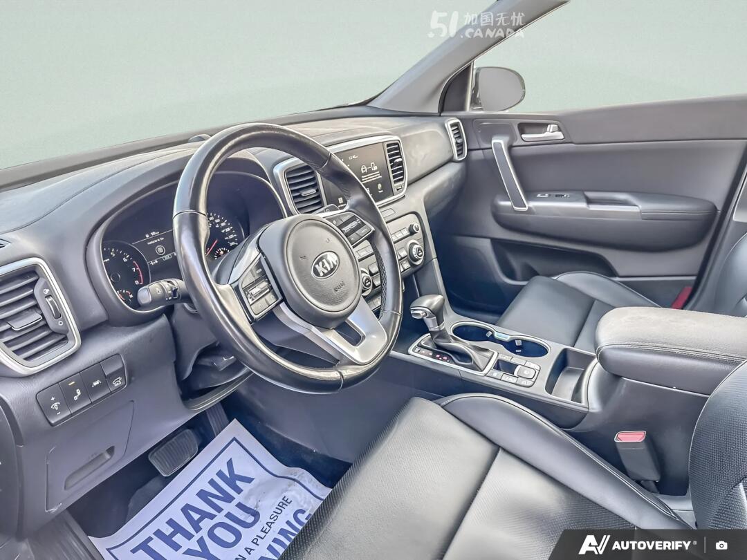 2022 Kia Sportage view 5