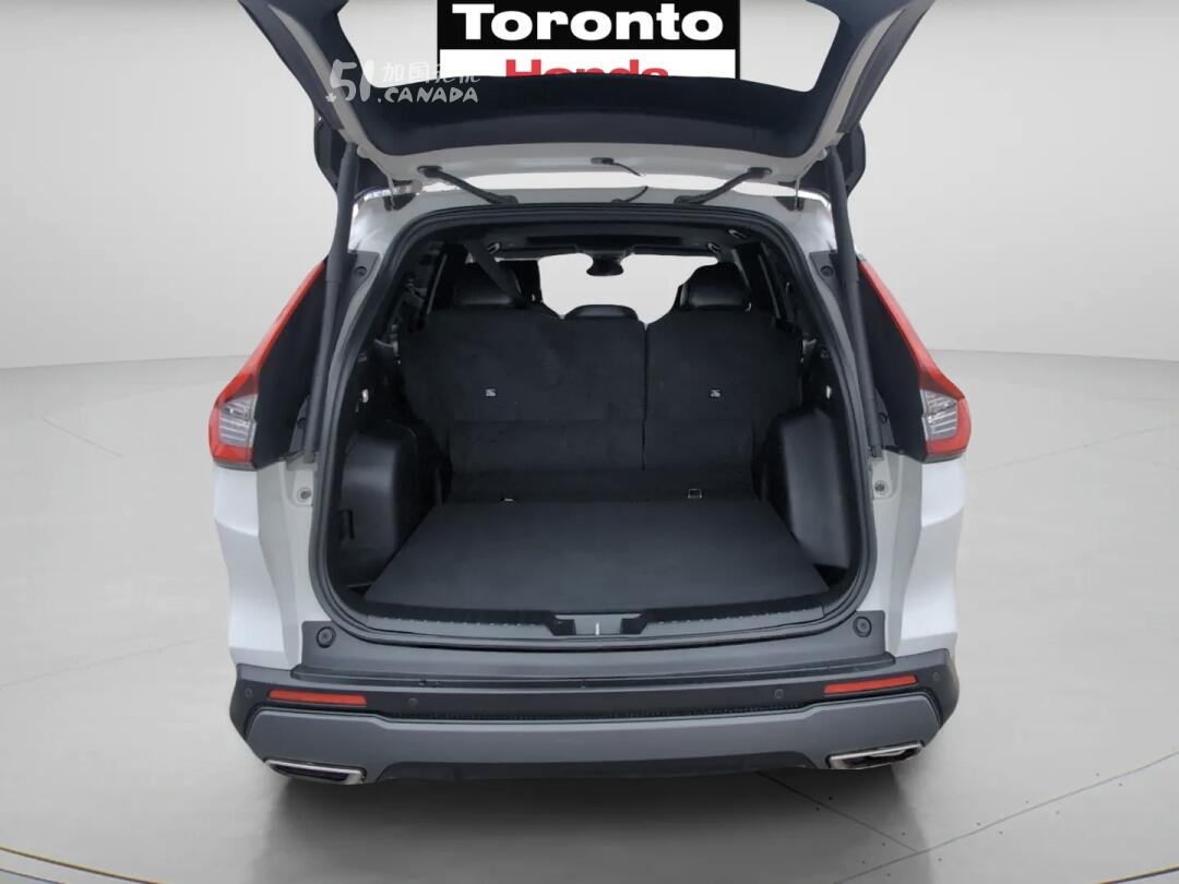 2025 Honda CR-V view 9