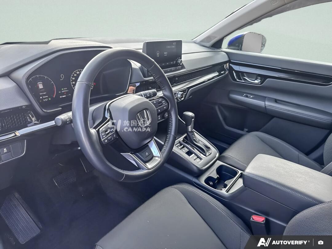 2025 Honda CR-V view 7