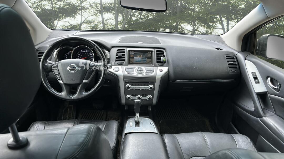 2012 Nissan Murano view 5