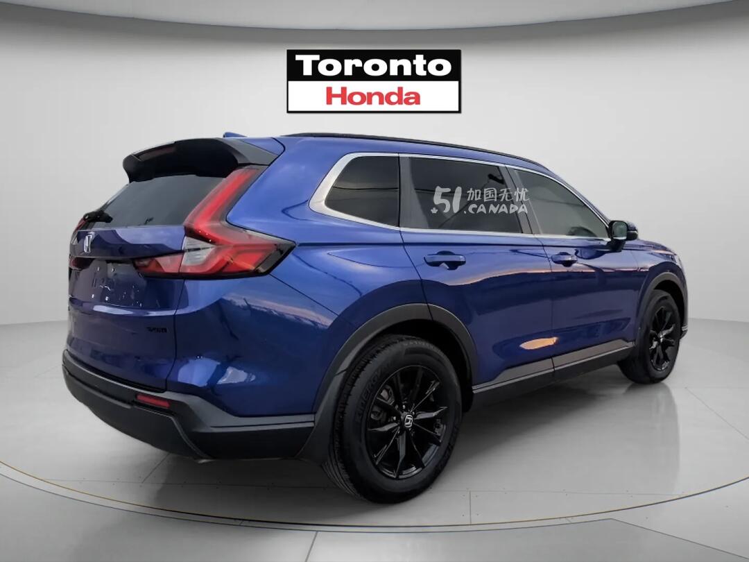 2024 Honda CR-V view 3