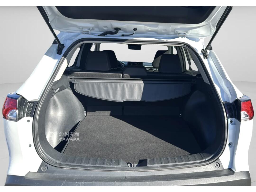 2025 Toyota Corolla view 9