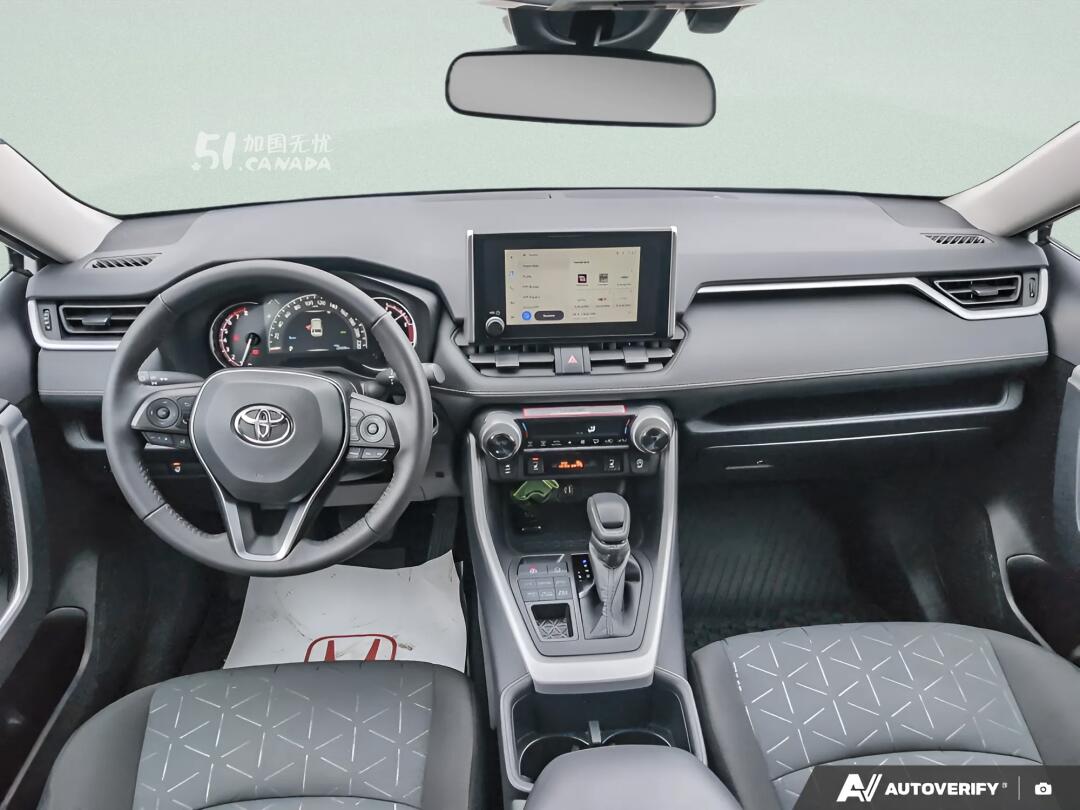 2025 Toyota RAV 4 view 8