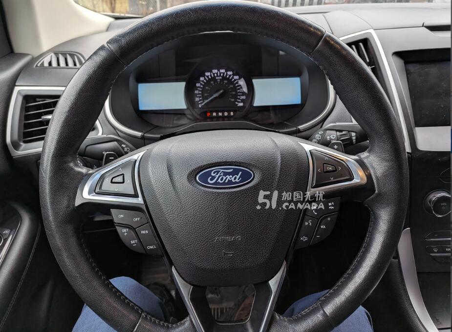 2017 Ford Edge view 8
