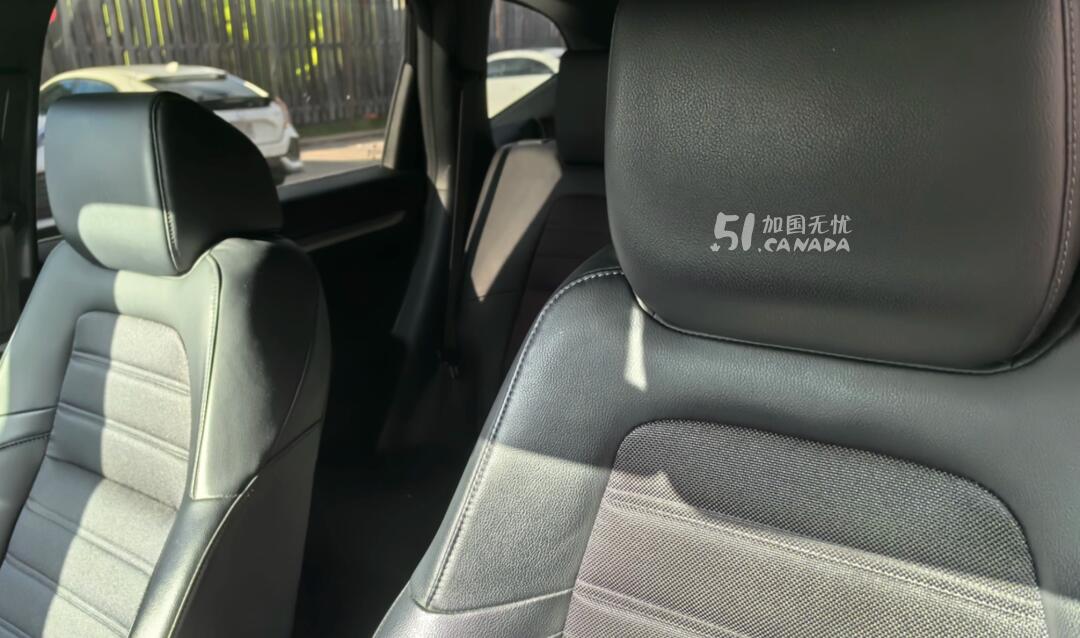 2022 Honda CR-V view 2