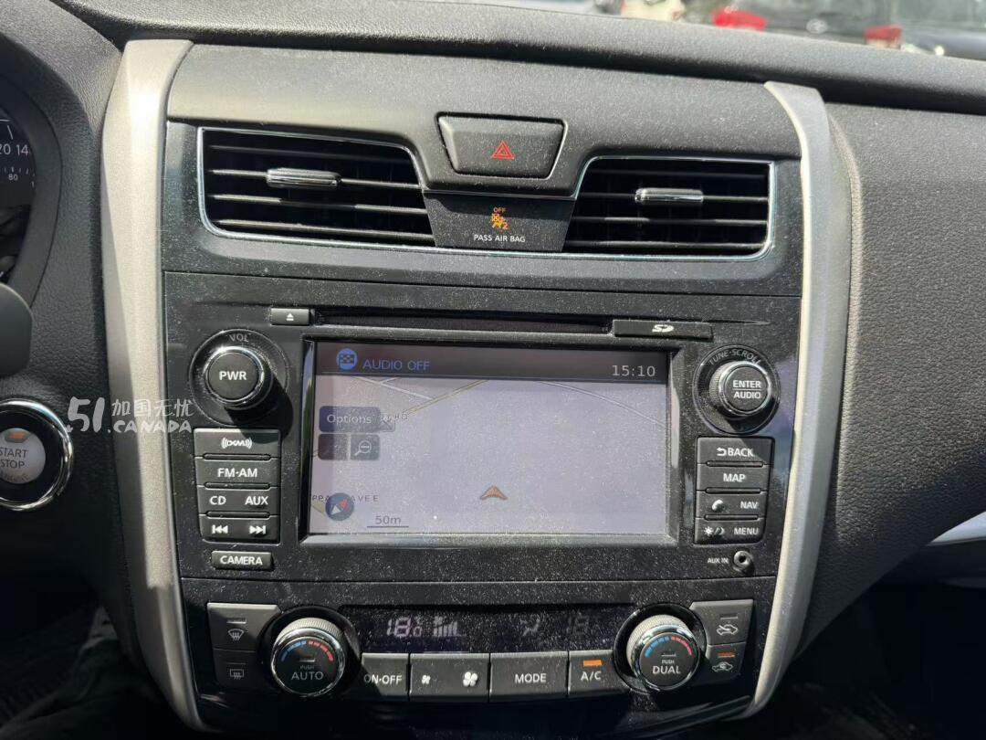 2013 Nissan Altima view 10