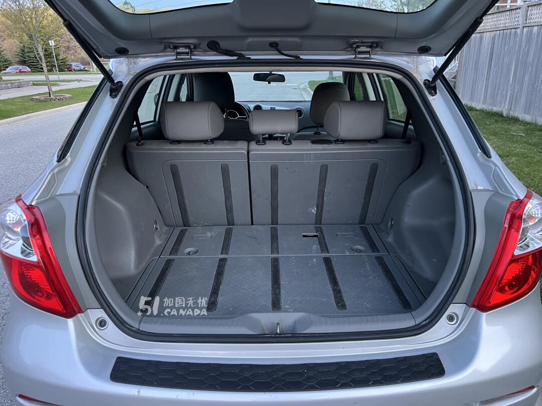 2012 Toyota Matrix view 5