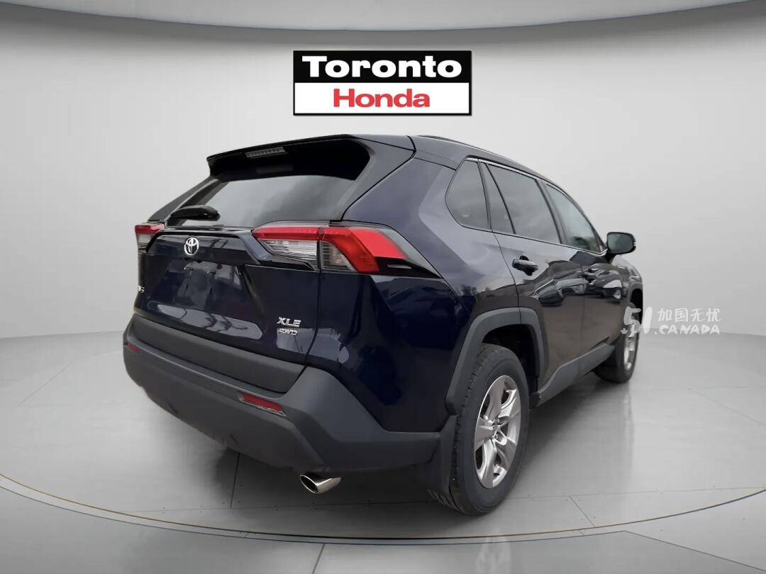 2025 Toyota RAV 4 view 3