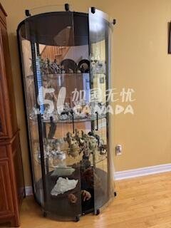 [集市好物]glass cabinet