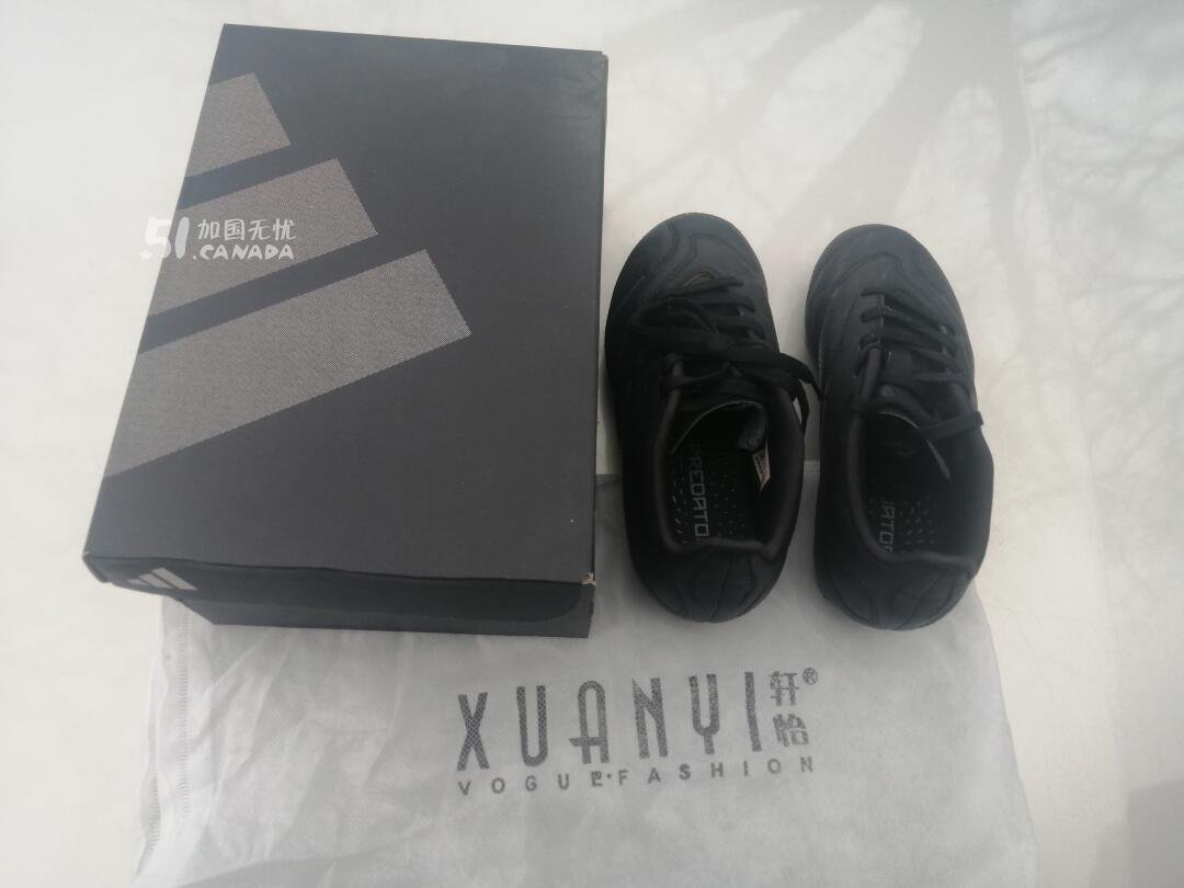 [集市好物]Adidas UK12 1/2 足球钉鞋