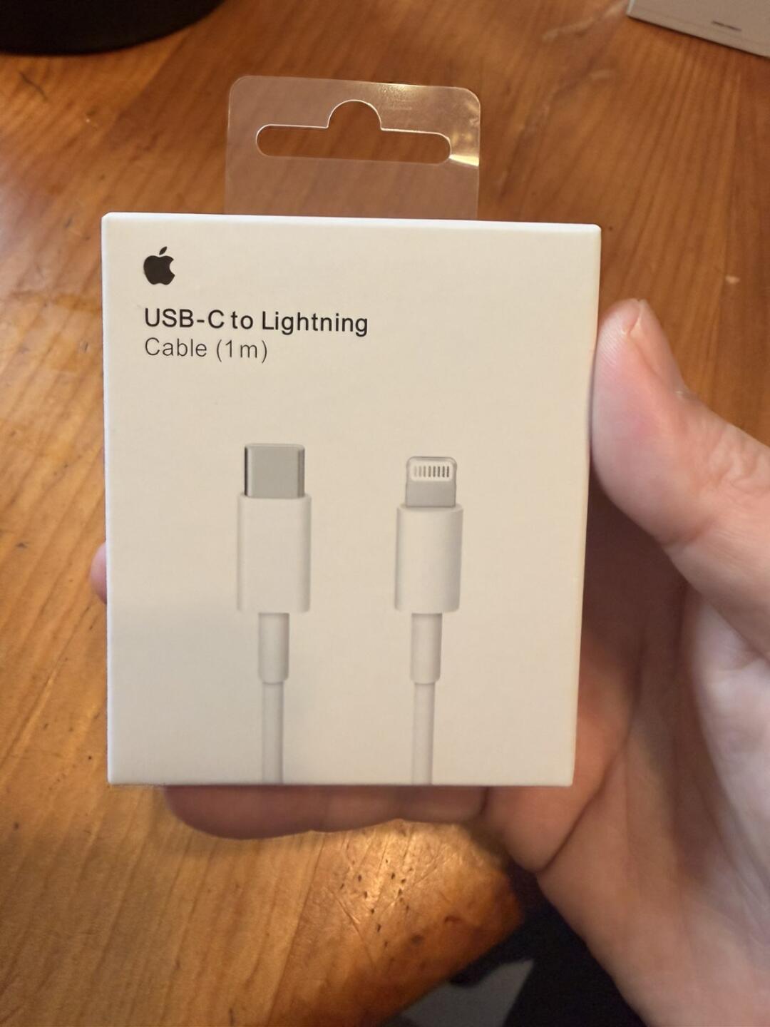 [集市好物]苹果数据线USB-C to Lightning
