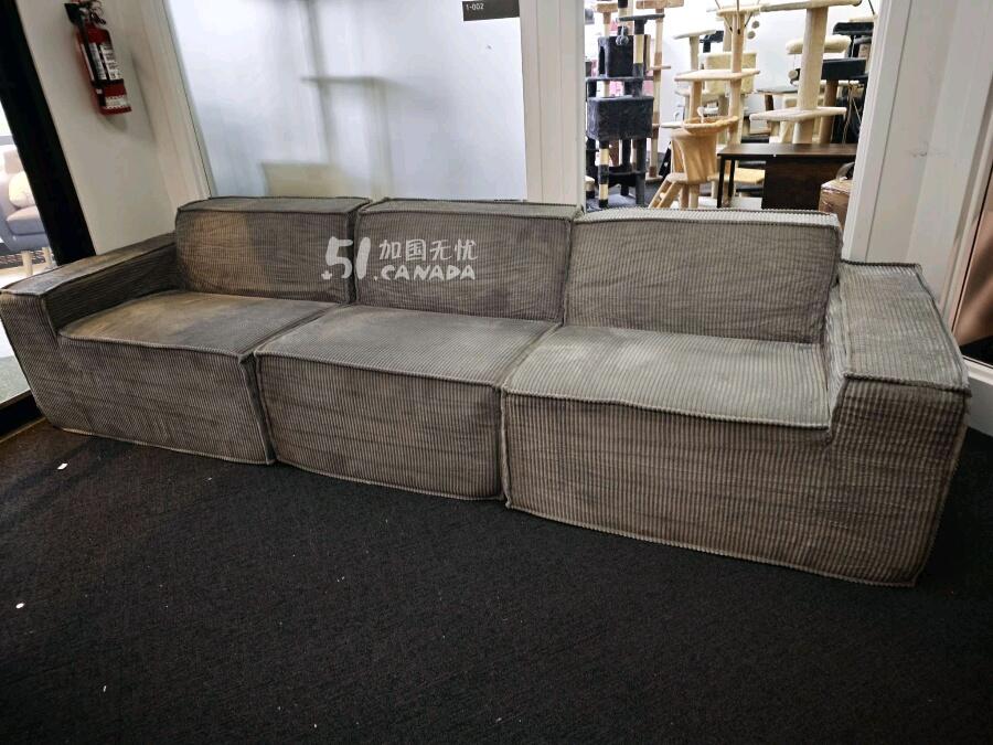 [集市好物]2.8米压缩沙发只要259，全新的