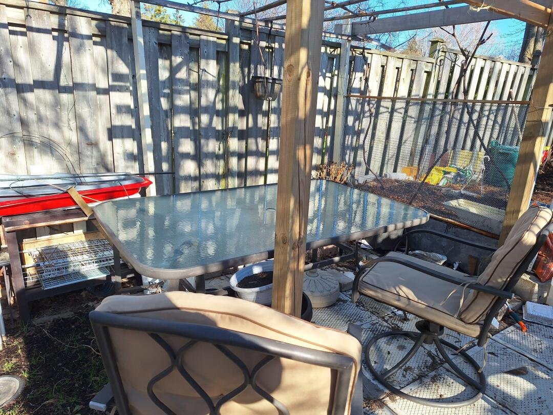 [集市好物]室外用长桌和六把带垫子的椅子
