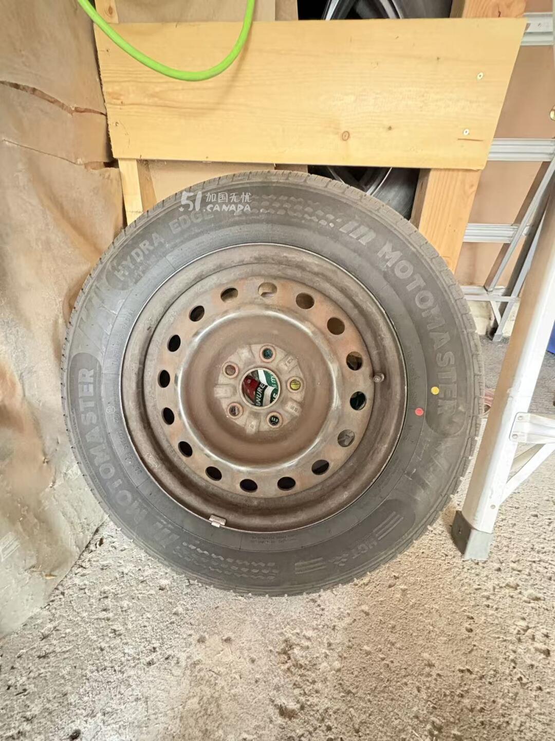 [集市好物]P215/65R16 98H 四季胎