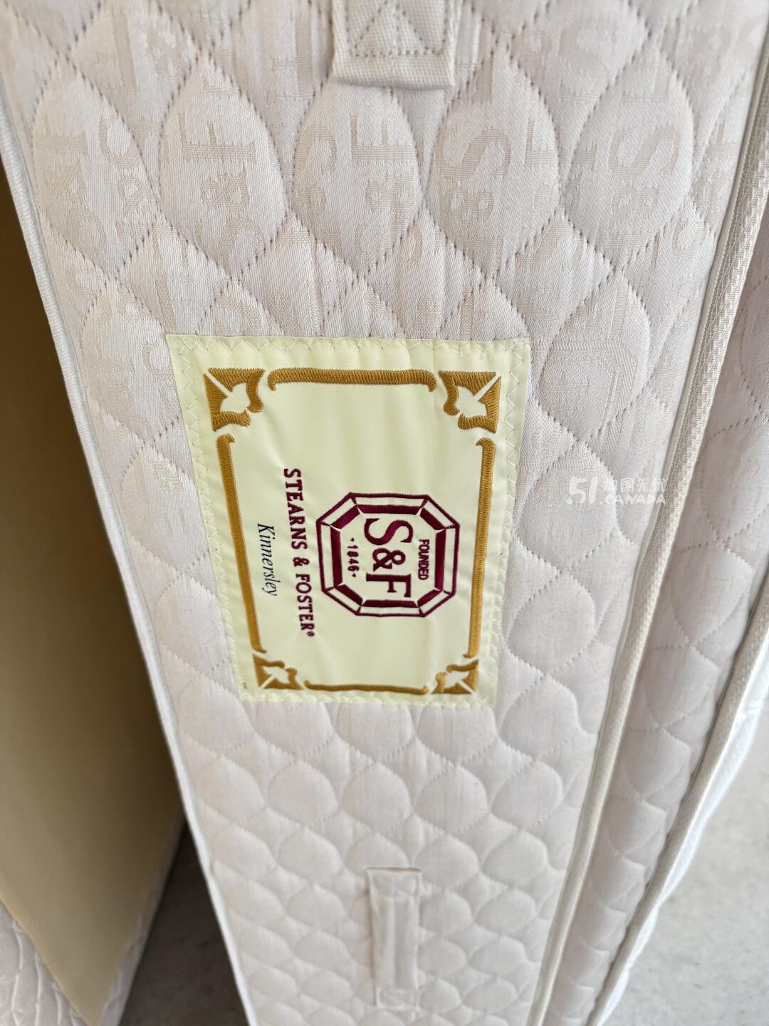 [集市好物]Kingside 床垫，搬家甩卖