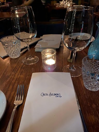 Greta Solomon's 法式餐厅