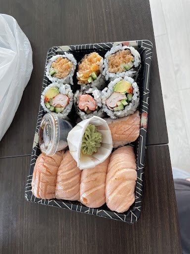 Avocado Sushi