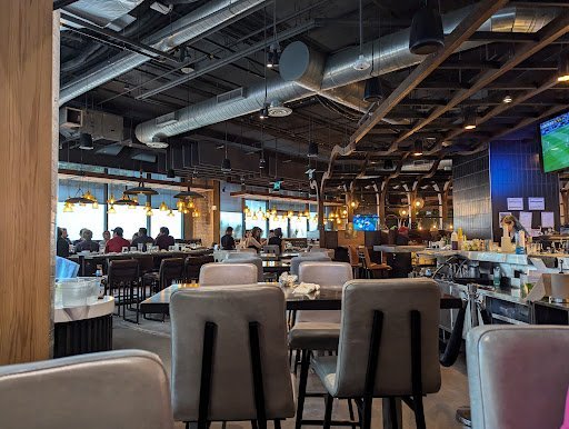 Kellys Landing Bar Grill Hub