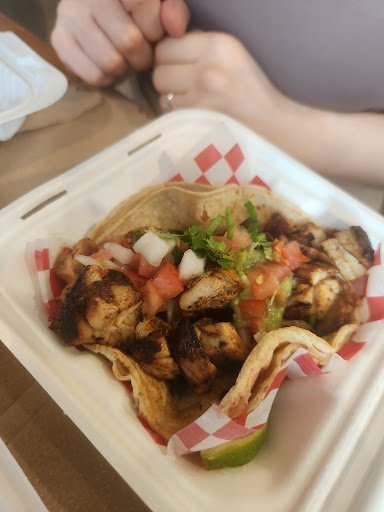 Seven Lives Tacos Y Mariscos